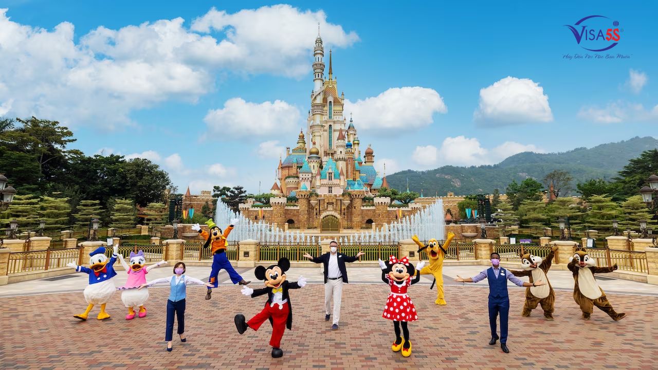 gioi thieu disneyland hong kong