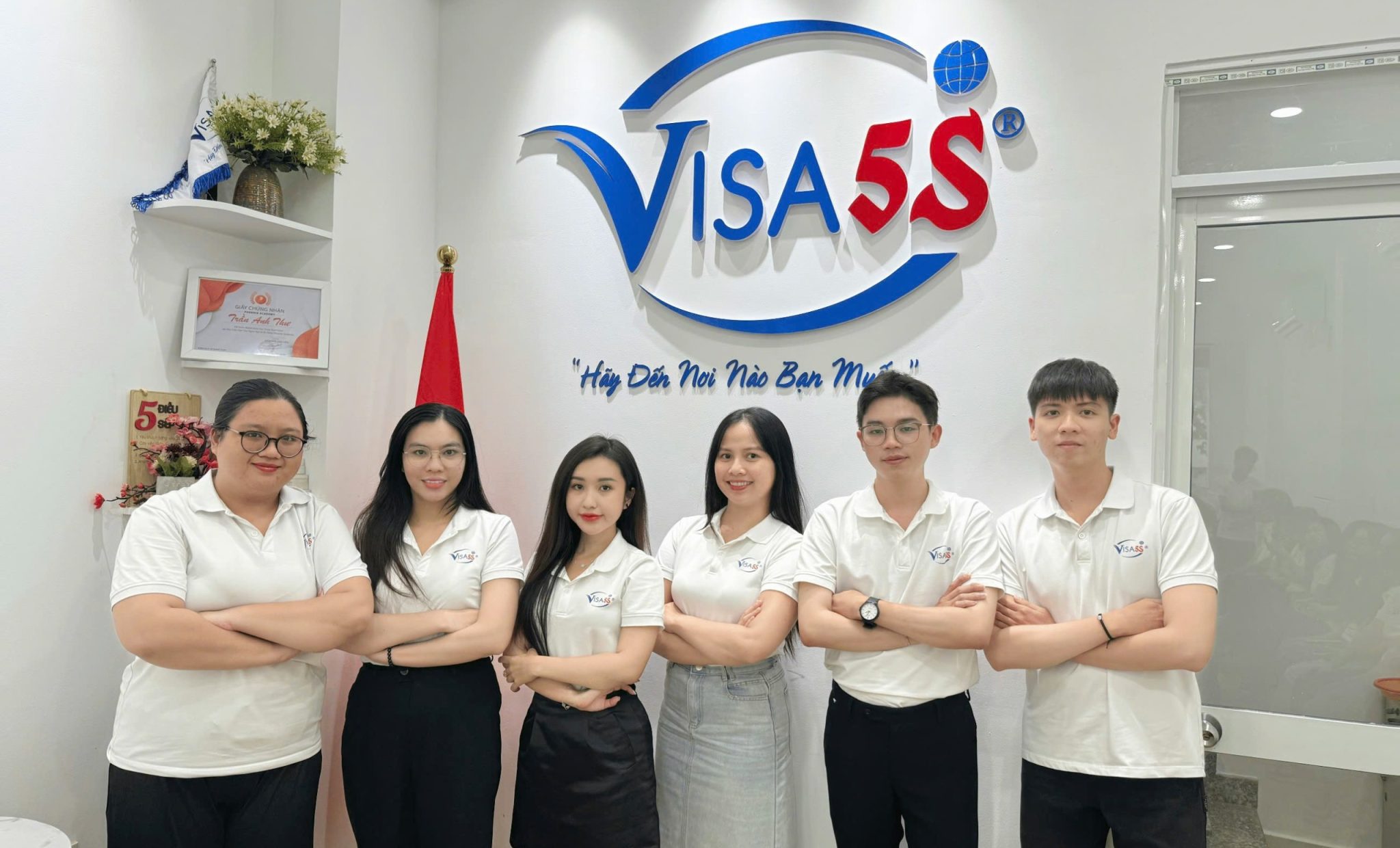 Đội ngũ nhân sự tư vấn Visa Nhật Bản chuyên nghiệp, tận tâm và chu đáo của Visa 5S