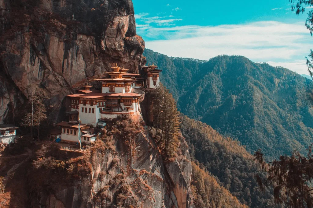 Hồ Sơ Cần Chuẩn Bị Khi Sử Dụng Dịch Vụ Xin Visa Bhutan