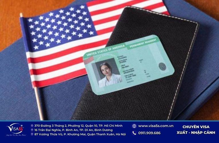 Thẻ xanh Mỹ là gì? Quyền lợi, điều kiện và thủ tục xin thẻ xanh Mỹ 2026 7 Những quyền lợi bạn được đảm bảo khi sở hữu thẻ xanh của Mỹ