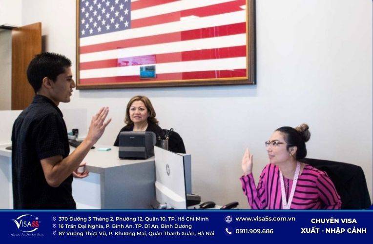 Visa J1 Mỹ là gì? Hướng dẫn chi tiết chương trình trao đổi văn hóa 8 Quy trình thủ tục xin visa J1 Mỹ chi tiết, dễ hiểu.