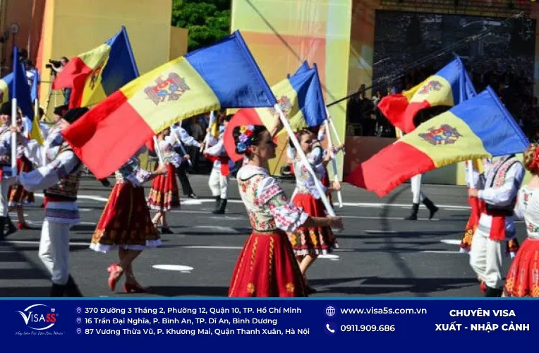Xin Visa Romania 2026: Hồ Sơ, Thủ Tục, Kinh Nghiệm Đậu Cao 7 Người Việt Nam đi Romania có cần xin visa không?